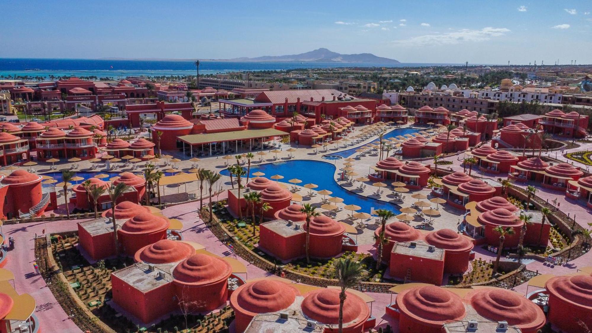 Pickalbatros Laguna Club Resort Sharm El Sheikh Екстериор снимка Aerial view of the resort